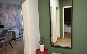 7 Emperors Central Suite
