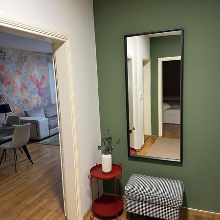 7 Emperors Central Suite Belgrado Exterior foto