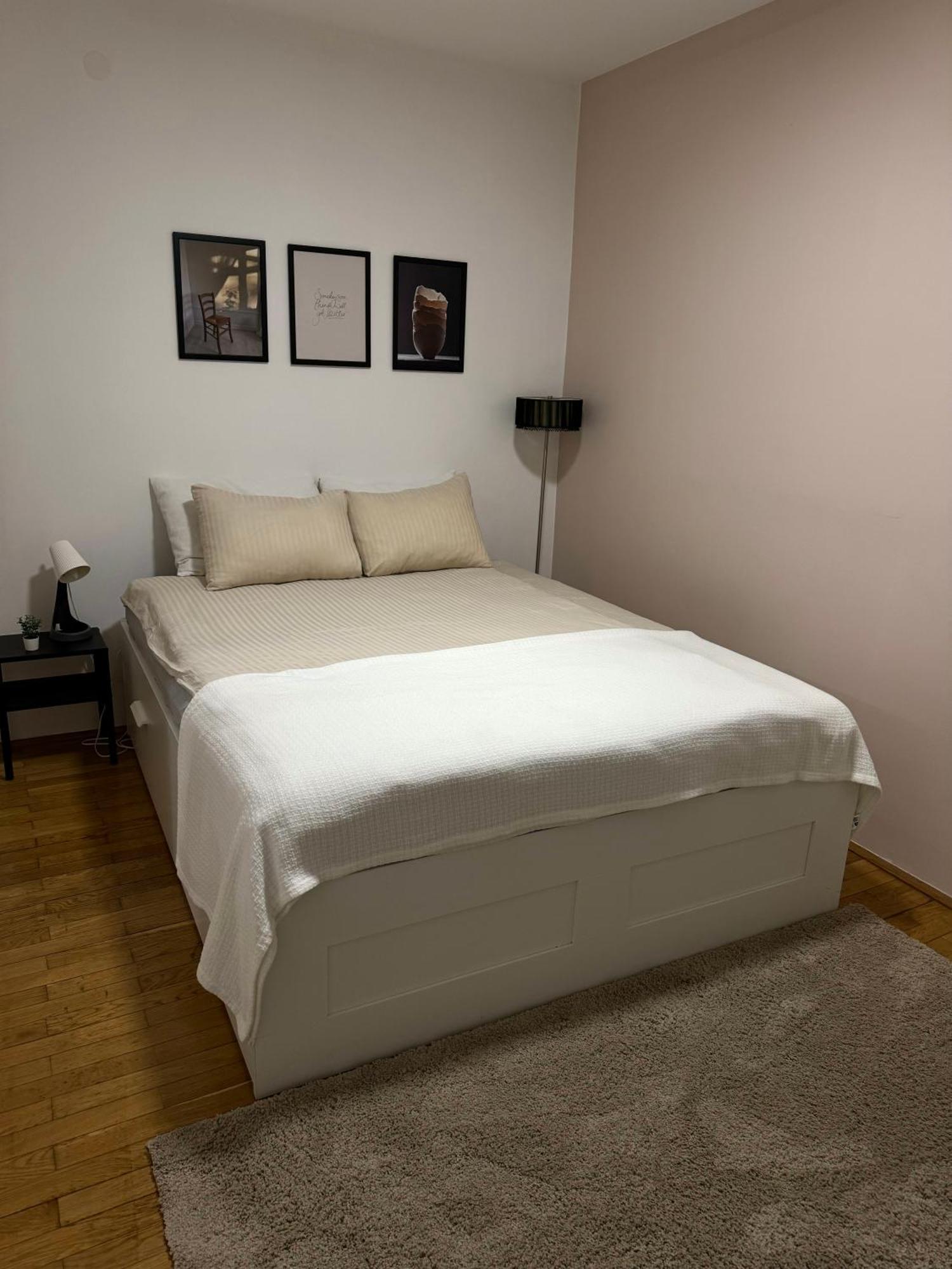 7 Emperors Central Suite Belgrado Exterior foto
